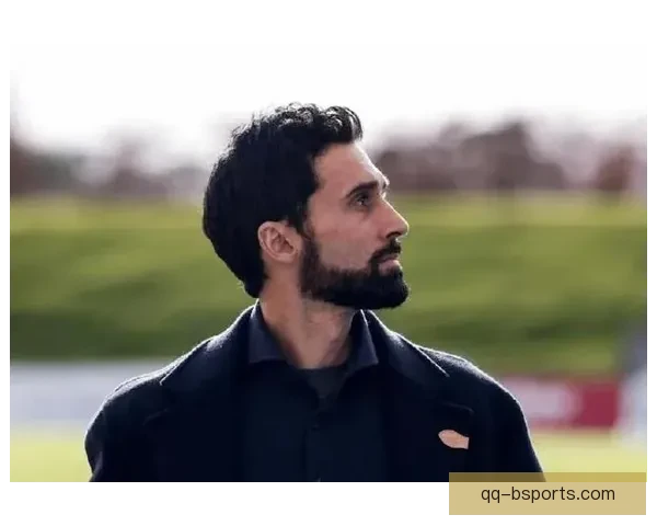 皇马官宣阿韦洛亚担任预备队新任主教练 引发广泛关注