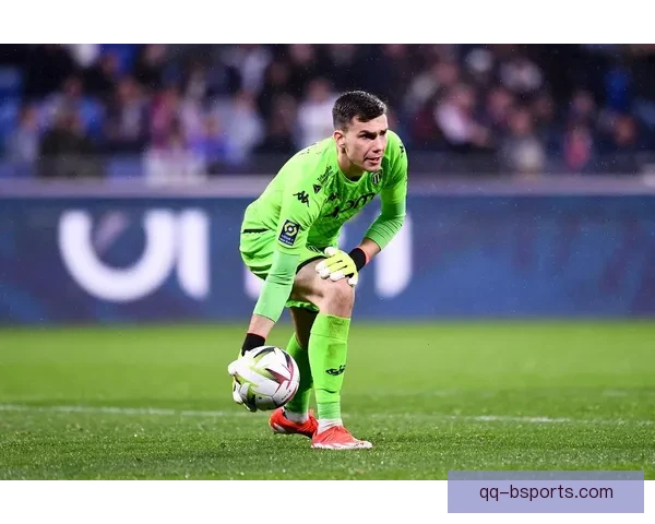 蒂博·库尔图瓦伤愈复出九个月后重返西甲赛场首秀引关注